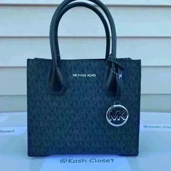 Michael Kors Mercer Messanger Bag Medium Crossbody Bag MK Signature Black - Picture 1 of 8